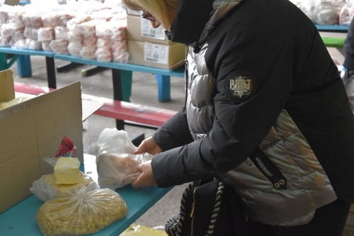 На Рівненщині переселенці вже отримують продуктову допомогу