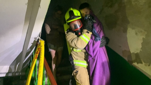 В Рівному рятувальники ліквідували пожежу у багатоквартирному житловому будинку