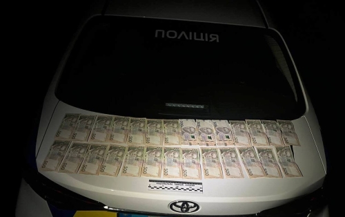 Хабар у 13500 гривень: житель Рівненського району намагався «відкупитися» від відповідальності