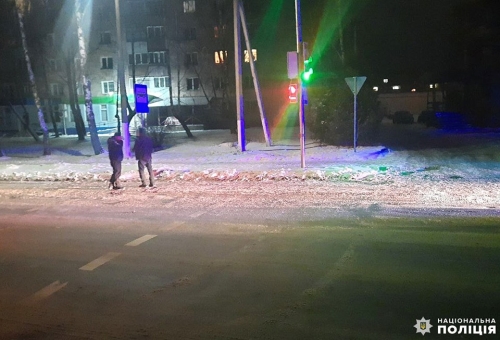 Побігла на «червоний»: у Рівненському районі в автопригоді травмувалась неповнолітня пішохідка