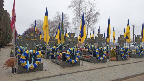 У Рівному завершили встановлення 165 пам’ятників для загиблих Героїв