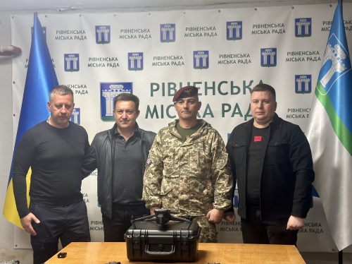 Рівненська громада продовжує передавати обладнання для підрозділів Сил оборони України
