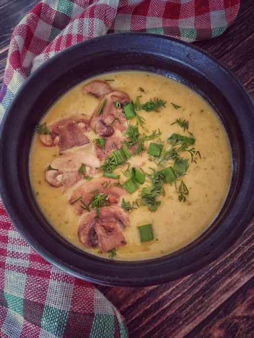 Крем-суп із сочевиці