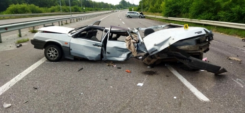 ДТП за участю двох авто на Дубенщині: у лікарні померла пасажирка «ВАЗівки»