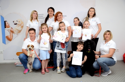 Royal Canin Foundation продовжує розвивати каністерапію в Україні: відкрито центр DOCADOG у Рівному