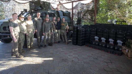 Кличко привіз чотирьом підрозділам на передову дрони та іншу допомогу від громади Києва