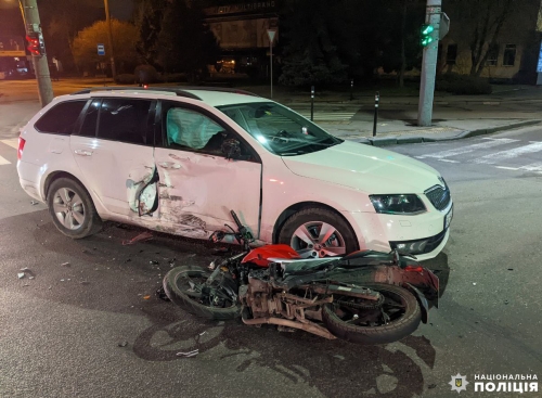 У Рівному в ДТП травмувався мотоцикліст