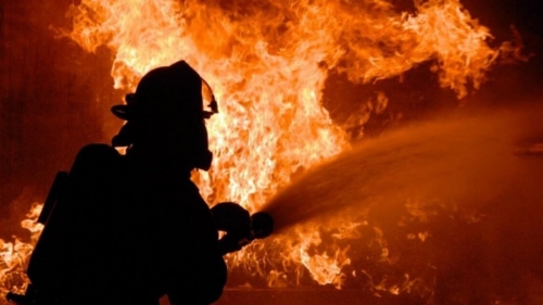 Вогнеборцями було врятовано двох людей під час ліквідації пожежі в Рівному